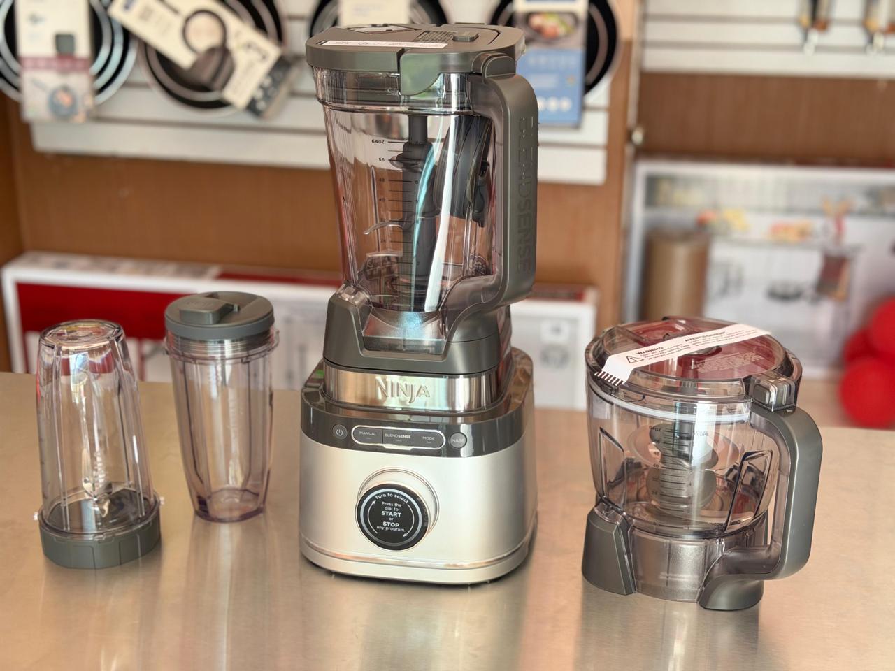 Ninja Profesional Plus Licuadora y Procesador de Alimentos con Auto-iq 700w